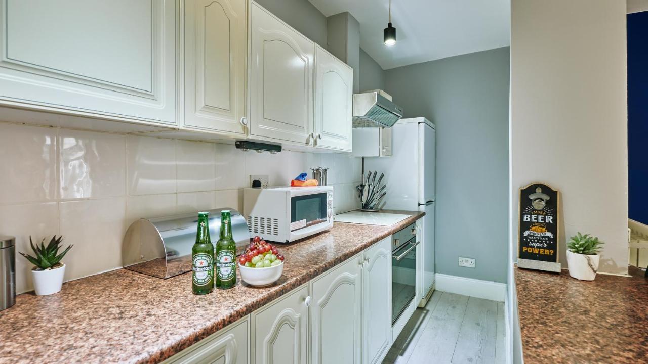 Stylish 2 BR in Clifton - Garden Appartement Bristol Buitenkant foto